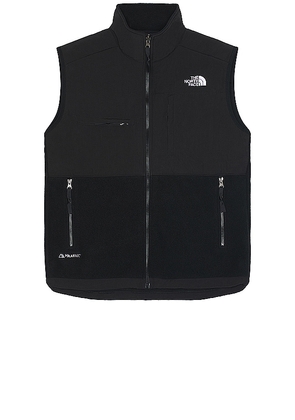 The North Face Denali Vest in Black. Size M, S, XL/1X.