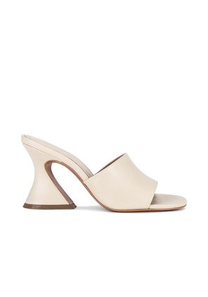 INTENTIONALLY BLANK 1-800 Mule in Cream. Size 37, 38, 39.