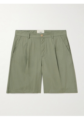 Folk - Wide-Leg Pleated Garment-Dyed Cotton-Twill Shorts - Men - Green - 1