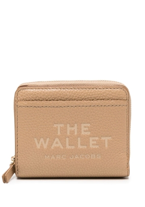 Marc Jacobs debossed-logo leather wallet - Neutrals