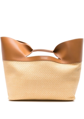Alexander McQueen Pre-Owned The Bow straw-woven tote bag - Neutrals