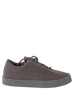 Yeezy Ladies Graphite Crepe Sneaker Washed canvas