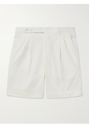 Brioni - Straight-Leg Pleated Cotton-Seersucker Shorts - Men - White - IT 44
