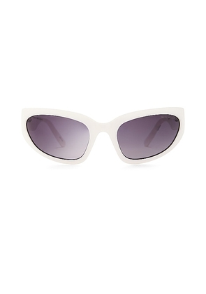 Marc Jacobs Cat Eye Sunglasses in White.
