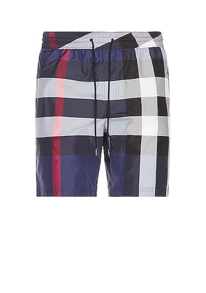 Burberry Guildes Short in Carbon Blue - Blue. Size L (also in M, S).