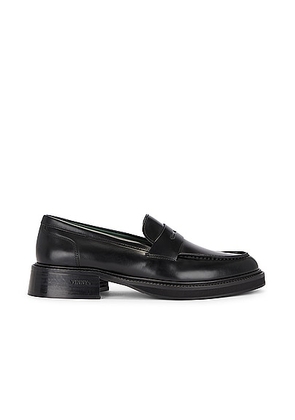 Vinny's Heeled Townee Penny Loafer in Polido Leather Black - Black. Size 41 (also in 43).