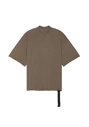 DRKSHDW by Rick Owens Tommy T in Dust - Brown. Size all.