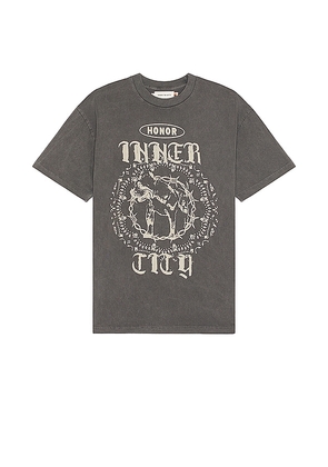 Honor The Gift Barbed Wire Pitbull Short Sleeve Tee in Grey. Size M, XL/1X.
