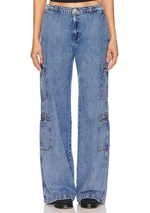 Hudson Jeans High Rise Welt Pocket Straight Leg in Blue. Size 24, 25, 26, 27, 28, 29, 30, 31, 32, 33, 34.