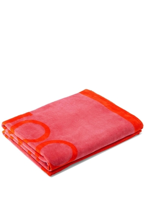 Jimmy Choo logo-print cotton beach towel - Pink