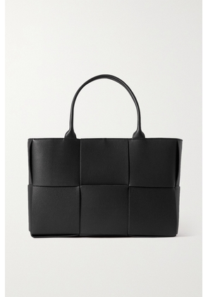 Bottega Veneta - Arco Intrecciato Textured-leather Tote - Black - One size