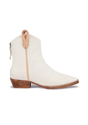 Free People x We The Free Wesley Ankle Boot in Ivory. Size 37.5, 39.