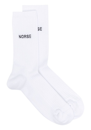 Norse Projects intarsia-knit ankle socks - White