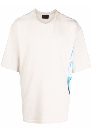 A BETTER MISTAKE Blue Flame graphic-print T-shirt - Neutrals