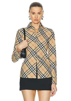 Burberry Slim Button Up Top in Sand IP Check - Beige. Size 2 (also in 4, 6).