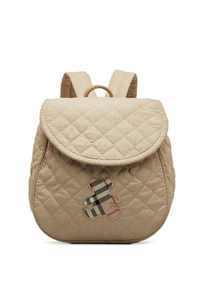 Burberry Pre-Owned 2000-2017 Teddy Bear appliqué diamond-quilted backpack - Neutrals