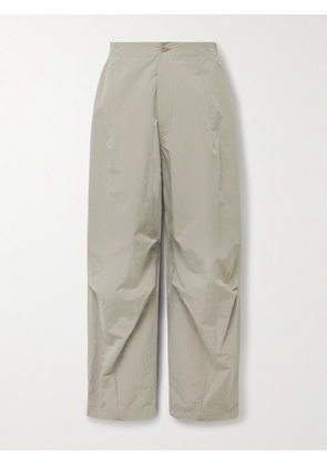 Amomento - Wide-Leg Pleated Nylon-Blend Micro-Ripstop Trousers - Men - Gray - M