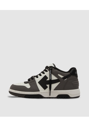 Out of office leather sneaker