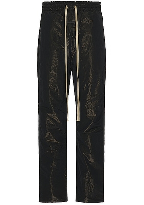 Fear of God Wrinkled Polyester Forum Pant in Black - Black. Size L (also in M, S).