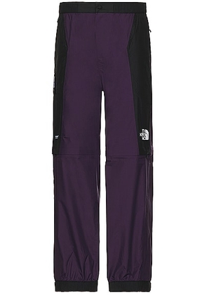 The North Face Soukuu Hike Convertible Shell Pant in Tnf Black & Purple Pennat - Purple. Size L (also in M).
