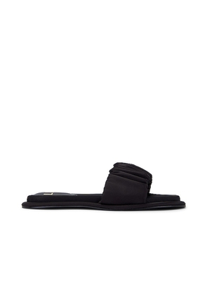 LPA Madison Flat Sandal in Black. Size 6, 9.