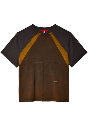 Eckhaus Latta graphic-print panelled T-shirt - Brown