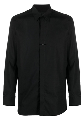 Givenchy logo-plaque pointed-collar cotton shirt - Black
