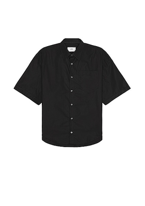 ami Boxy Fit Shirt in Black - Black. Size L (also in M, XL/1X).