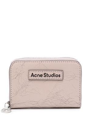 Acne Studios logo-patch cracked leather wallet - Pink