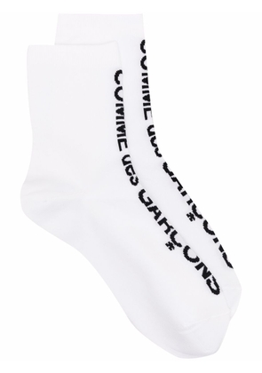 Comme Des Garçons embroidered-logo socks - White