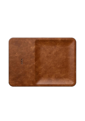 Courant Catch:3 Classics Wireless Charging Tray in Brown.