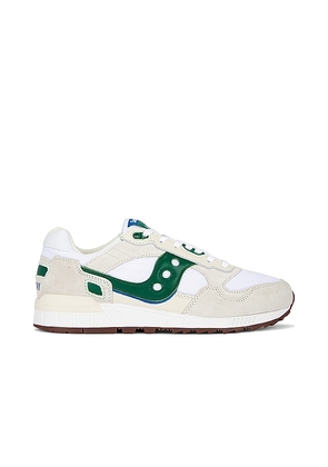 Saucony Shadow 5000 in White. Size 11, 12, 9, 9.5.