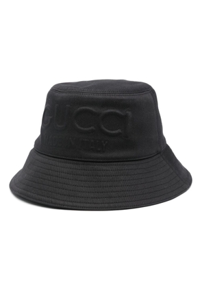 Gucci embossed-logo bucket hat - Black