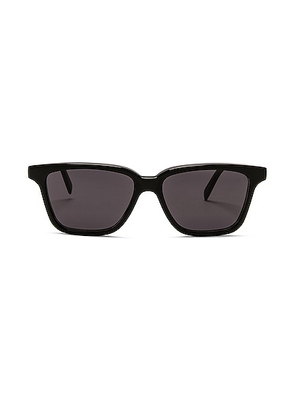 Toteme The Square Sunglasses in Black - Black. Size all.