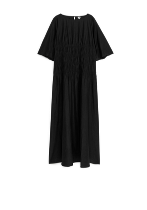 Short-Sleeved Maxi Dress - Black