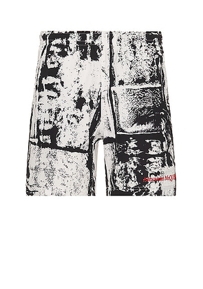 Alexander McQueen Fold Print Swim Short in White & Black - White. Size L (also in S).