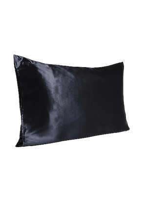 slip King Pure Silk Pillowcase in Black - Black. Size all.