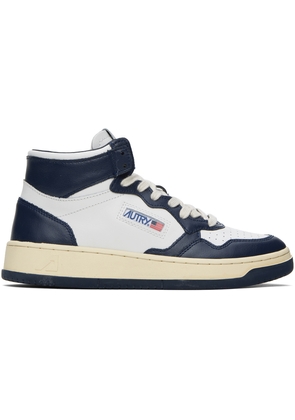 AUTRY Navy & White Medalist Sneakers