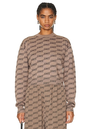 Balenciaga Long Sleeve Crewneck Sweater in Beige & Brown - Beige. Size L (also in XL).