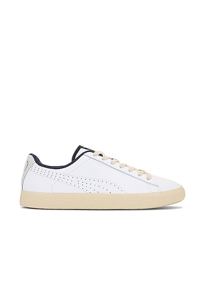 Puma Select Clyde Baseline Sneaker in White - White. Size 11 (also in 9).