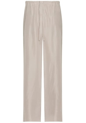 The Row Jugio Pant in Snow - Cream. Size L (also in M, S, XL).