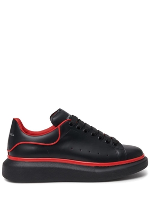 Alexander McQueen Oversized leather sneakers - Black