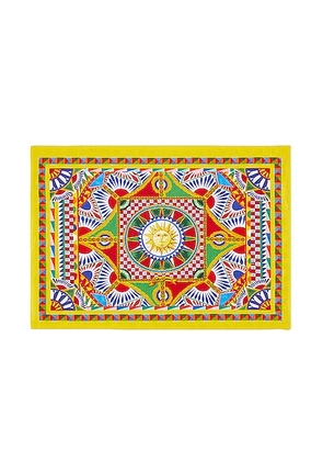 Dolce & Gabbana Casa Carretto Linen Placemat And Napkin Set in Multi - Yellow. Size all.