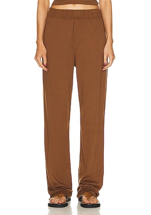 Eterne Lounge Pant in Earth - Brown. Size L (also in ).
