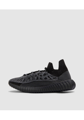 Yeezy boost 350 V2 compact sneaker