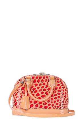 louis vuitton Louis Vuitton Alma BB 2 Way Handbag in Peach - Peach. Size all.