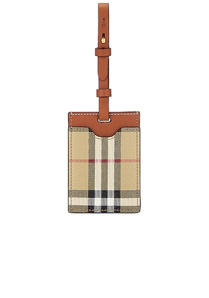 Burberry Patterned Luggage Tag in Archive Beige - Brown. Size all.