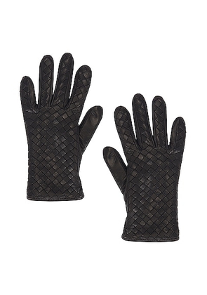 Bottega Veneta Soft Nappa Intreccio Gloves in Fondant - Chocolate. Size 7 (also in ).