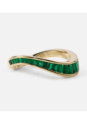 Rainbow K Wave 9kt gold rind with emeralds