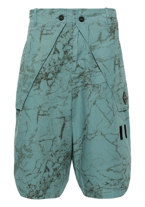 A-COLD-WALL* Overlay abstract-print cargo shorts - Green